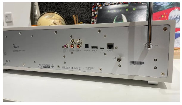 Ruark Audio R410 connections