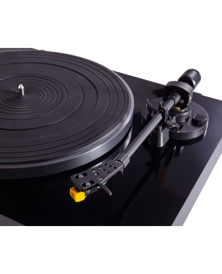 ELAC Miracord 50 Turntable Made In Taiwan