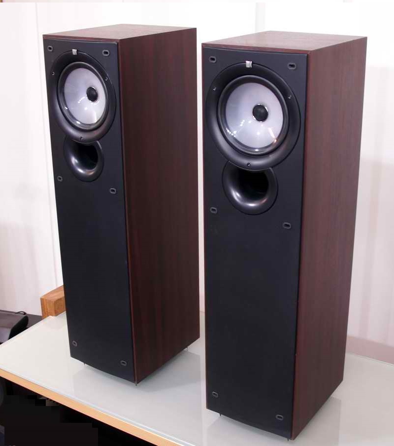 KEF Q35 Floorstanding Speaker Made In Belgium ( PL )