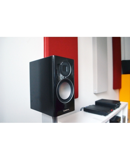 Monitor Audio Gold 100 5G Bookshelf Speakers