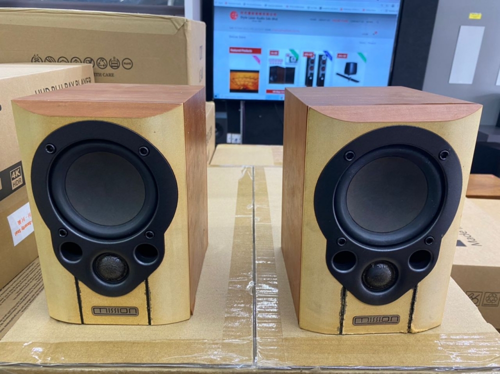 mission m30 speakers