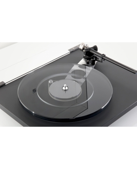 Rega Planar 6 Turntable With Ania Pro MC Cartridge With Neo PSU Made In England