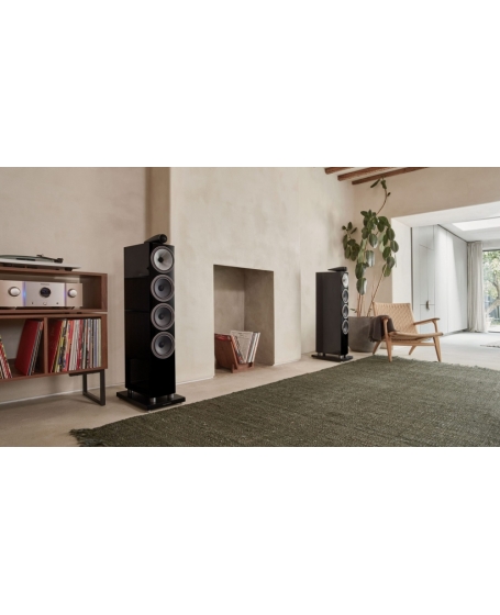 Bowers & Wilkins 702 S3 Floorstanding Speakers