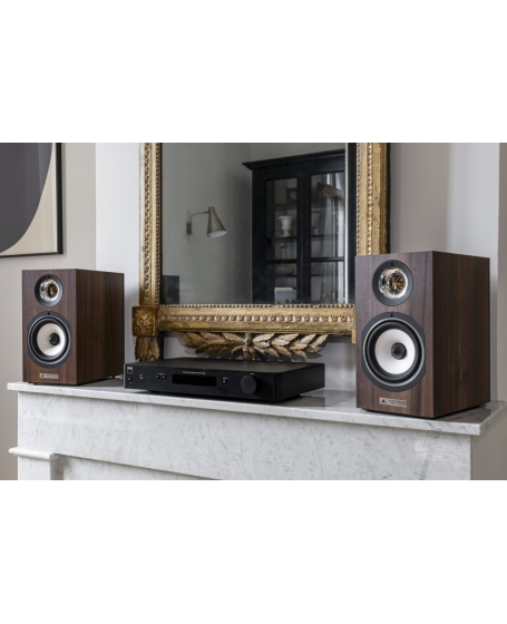 Triangle Esprit Titus Ez Bookshelf Speaker (Chestnut)