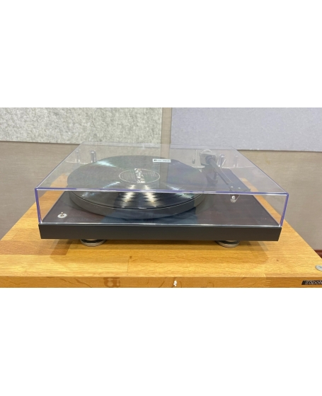 Pro-Ject Debut Pro Turntable (PL)
