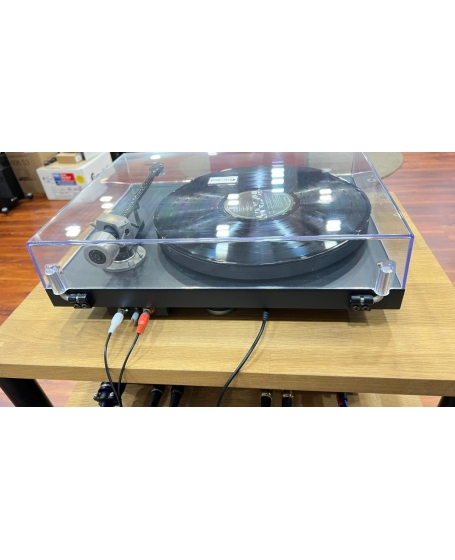 Pro-Ject Debut Pro Turntable (PL)