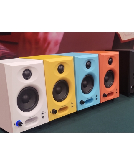 Auraphon Audio PS3 Powered Bookshelf Speaker