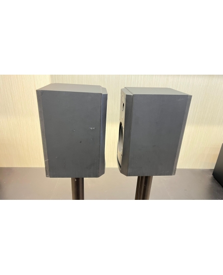 Bowers & Wilkins DM 302 Bookshelf Speakers Made in England (PL)
